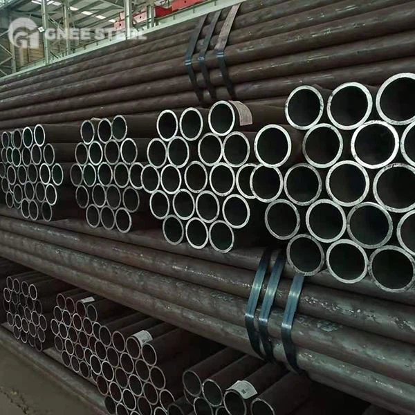 DIN 17175 St35.8 Feadáin Cruach Gan uaim