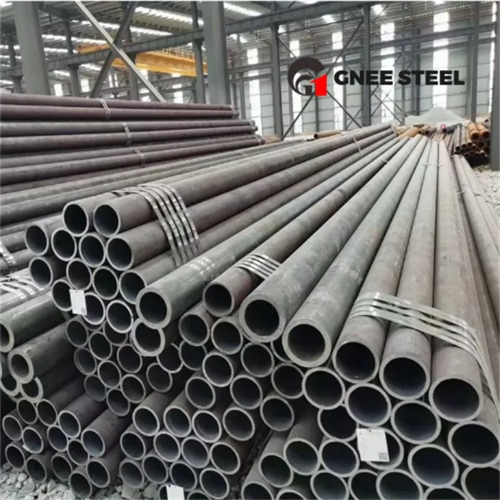 Feadáin Gan uaim Carbóin DIN 2609 15Mo3