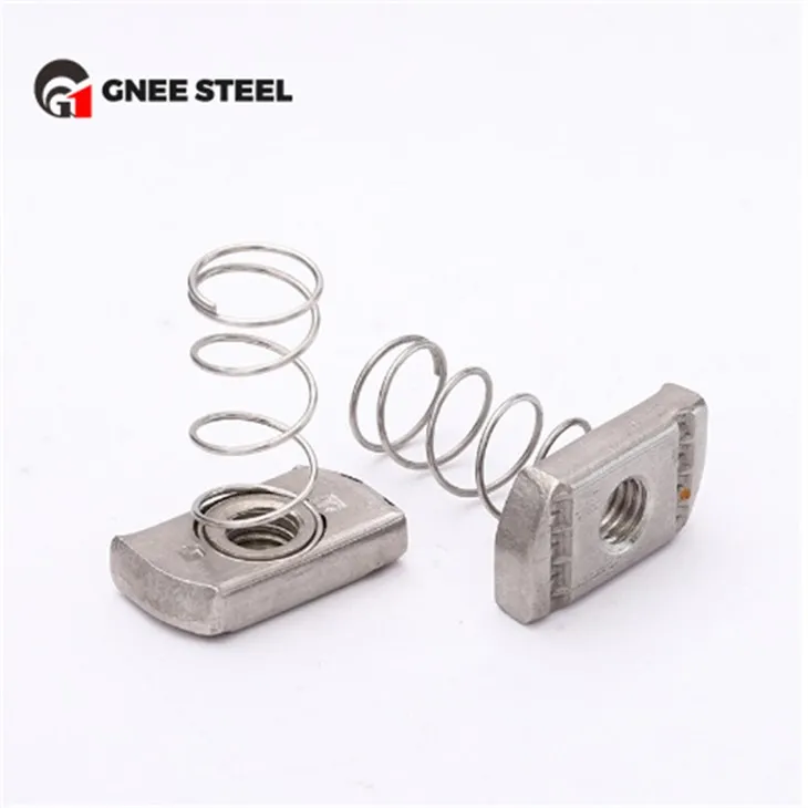 Cnónna Cainéal Earraigh Cruach Dhosmálta